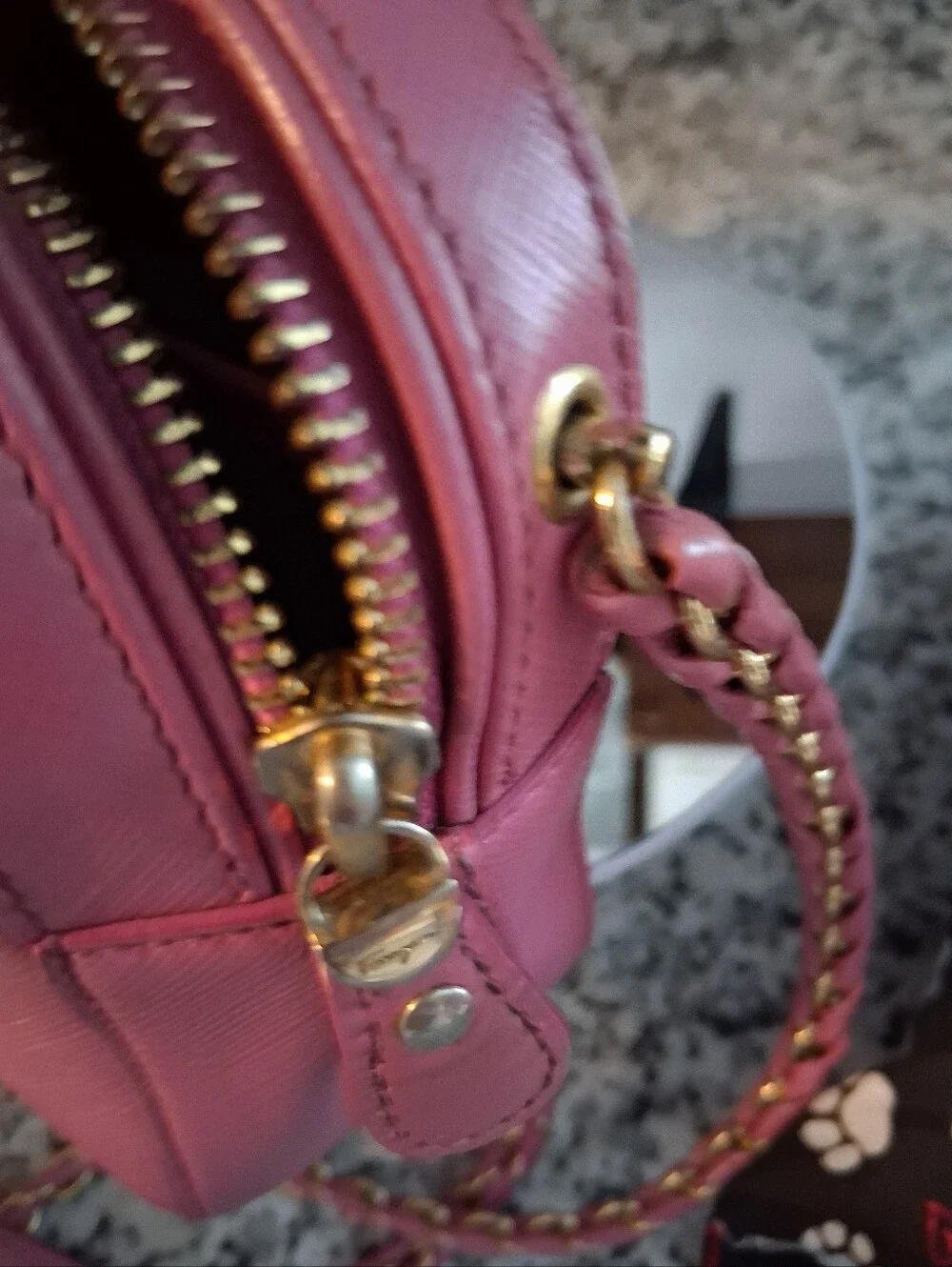 Salvatore Ferragamo Lydia bag is crafted from durable Saffiano Leather - Picture 8 of 15